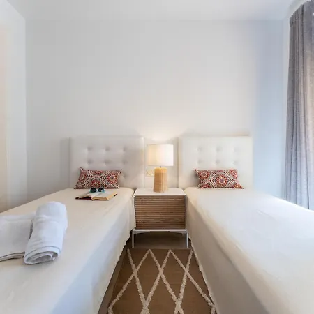 Cosy In With Shared Pool Διαμέρισμα