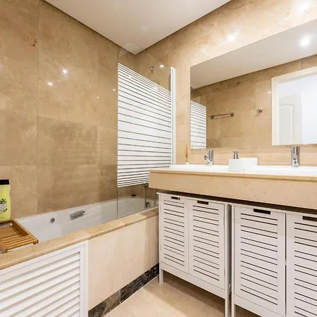Cosy In With Shared Pool * Manilva